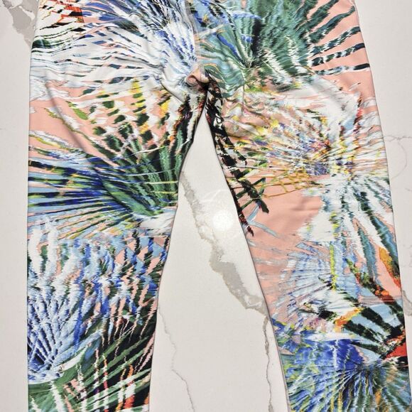 Fabletics PowerHold Discontinued Rare Leggings Peach Tropical Palm Print Yoga S - Picture 7 of 15